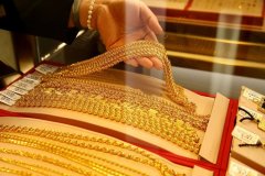 <b>黄金期货和期货的区别在哪里但短期内需要警惕金价高位波动风险</b>